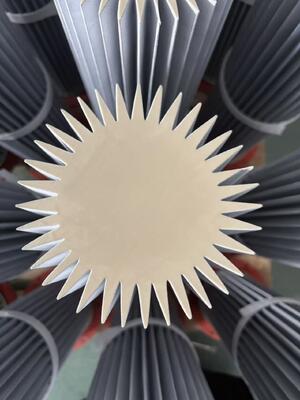 Flanschmontage Edelstahl Faltenbalg Metallfilterpatrone Wiederverwendbarer waschbarer industrieller gefalteter Filterelement